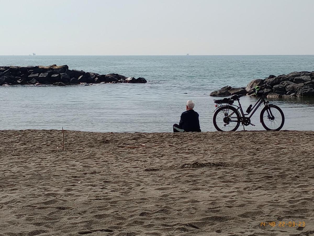 Summer&Winter Home By The Sea Fiumicino Esterno foto